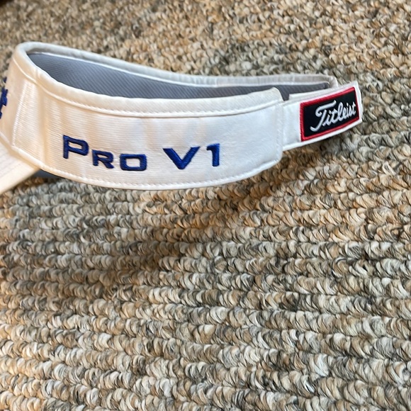 Visor - Picture 2 of 3